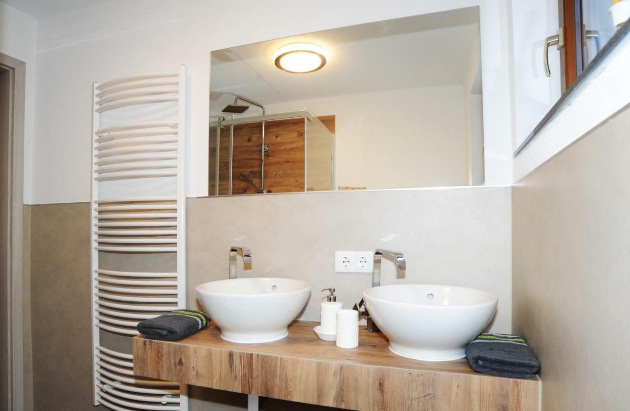 Ferienwohnung Bergler Trins Bagian luar foto