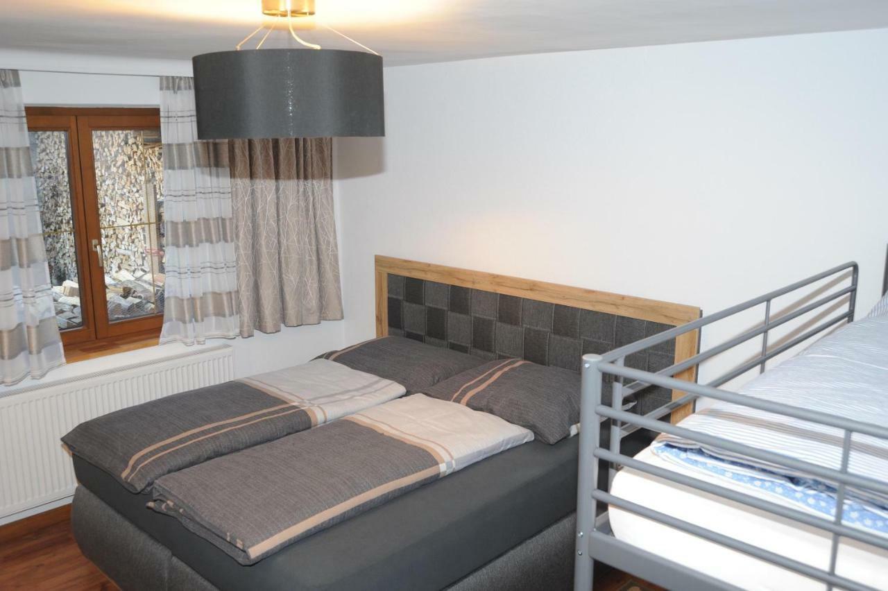 Ferienwohnung Bergler Trins Bagian luar foto